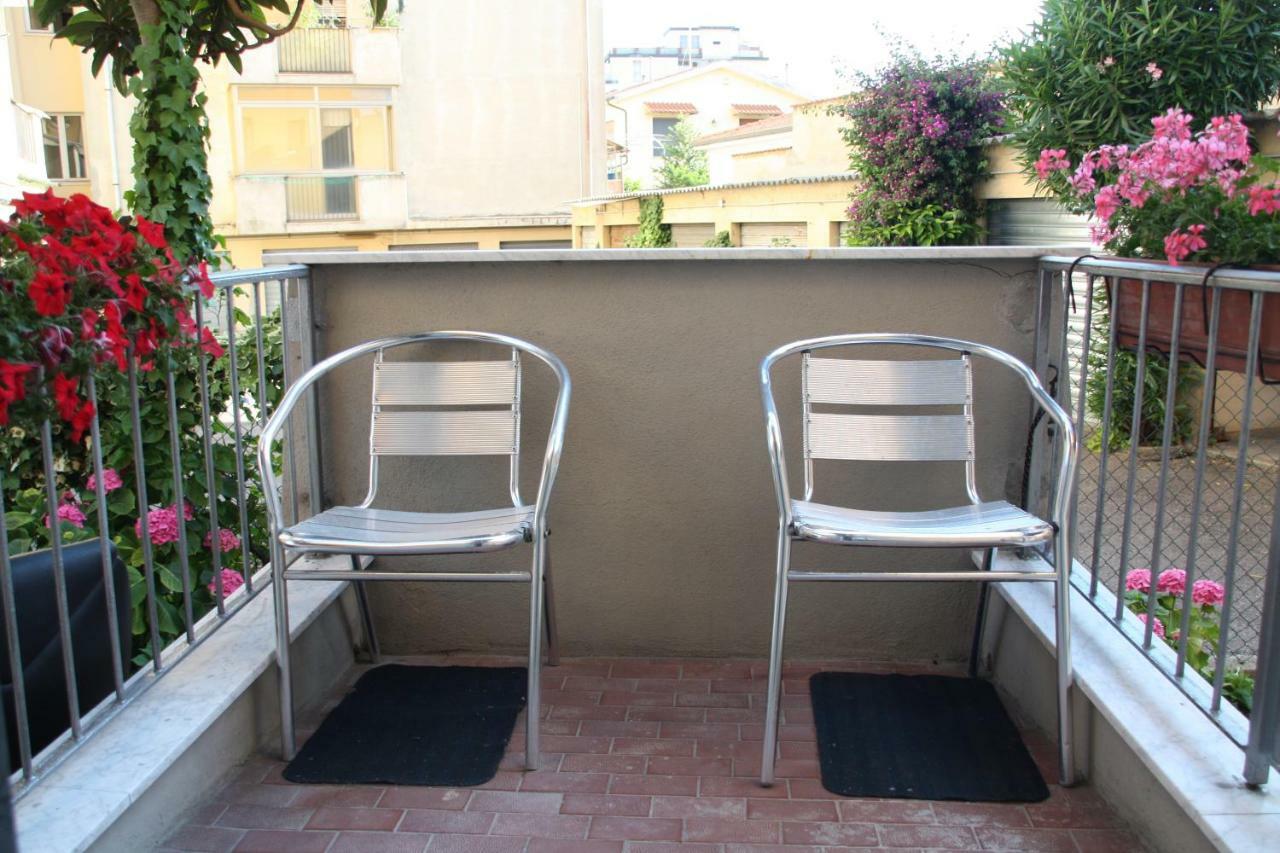 Pisa Town Bed and Breakfast Buitenkant foto